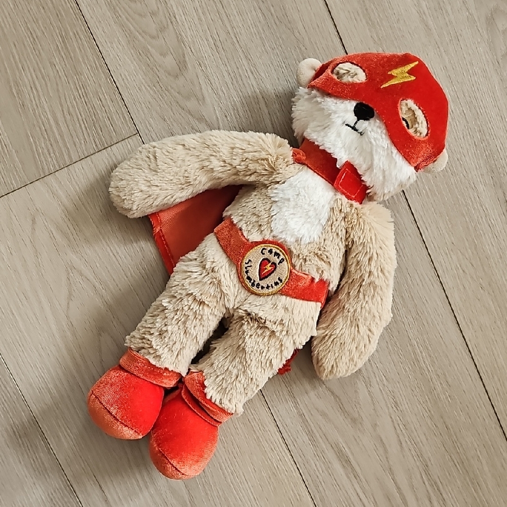 Slumberkins Otter Kin Camp Super‎ Hero 14" Plush